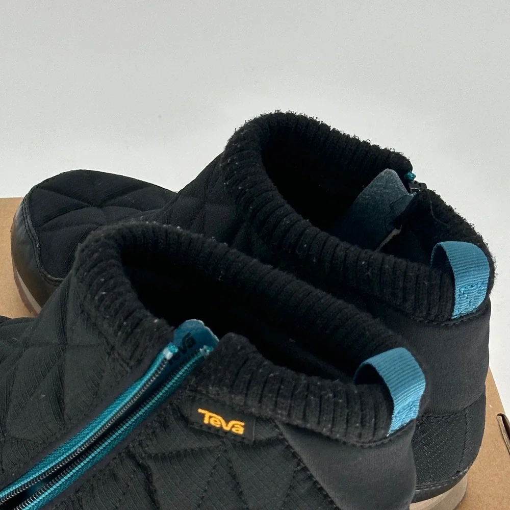 Teva ReEMBER Mid Boot Ankle Zip Moccasin Shoes Camping Outdoor Quilted Men's 8